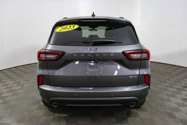 Used 2023 Ford Escape ST-Line w/ Tech Pack #1 image 9