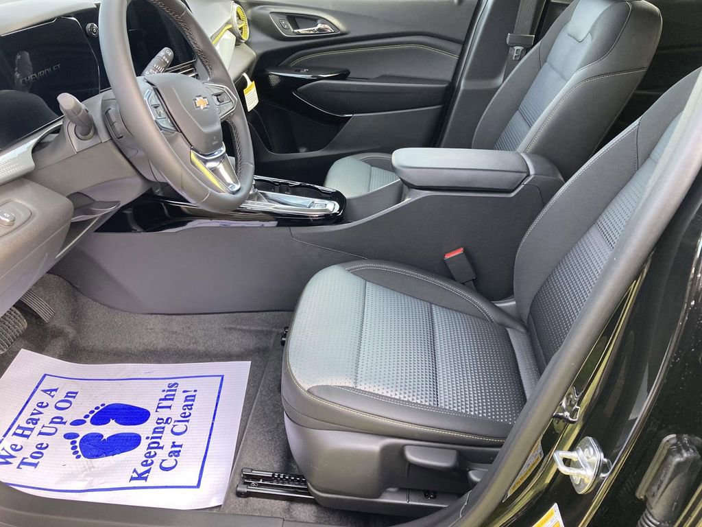 New 2026 Chevrolet Trax LT image 15