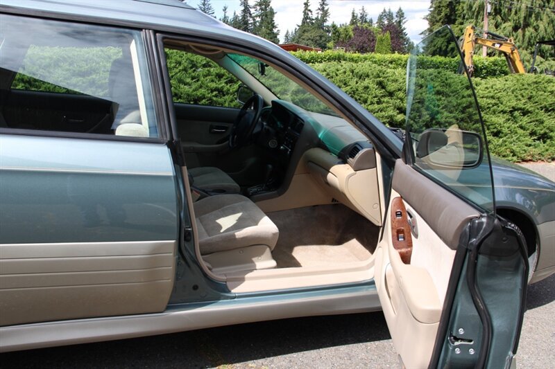 Used 2002 Subaru Outback Wagon AWD/4WD image 13