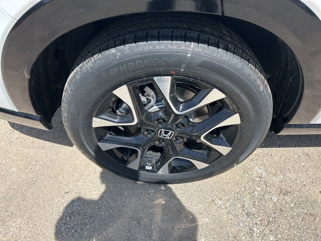 New 2026 Honda HR-V EX-L image 40