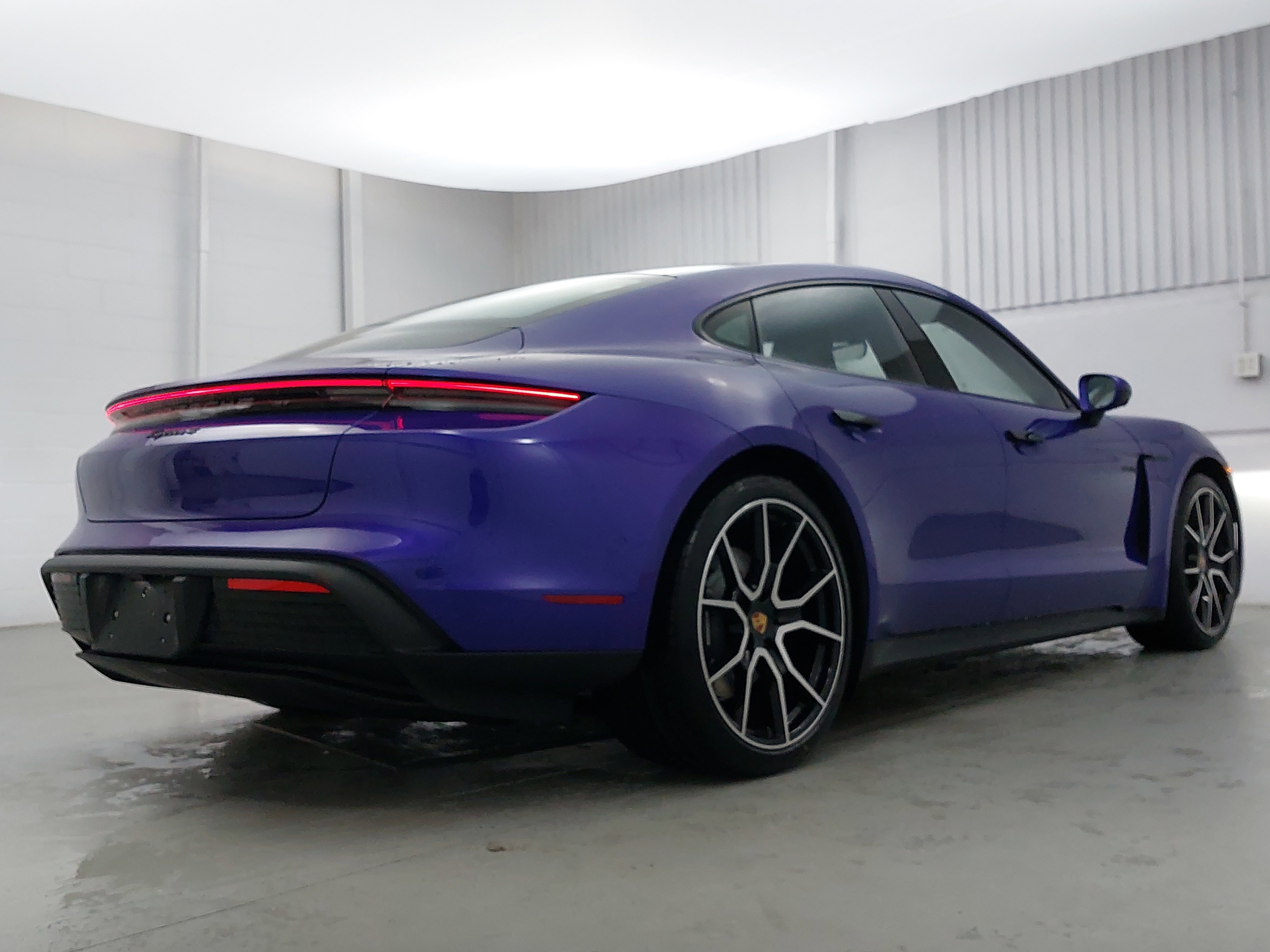 New 2025 Porsche Taycan image 7