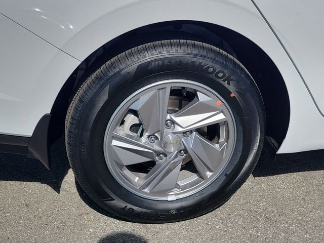 New 2026 Hyundai Elantra SE image 22