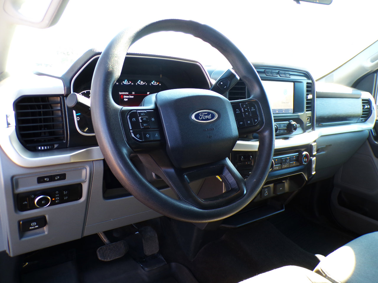 Used 2021 Ford F150 XLT w/ XTR Package image 30