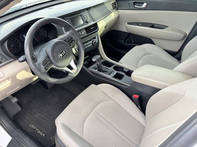 Used 2017 Kia Optima LX w/ Convenience Package FWD image 3
