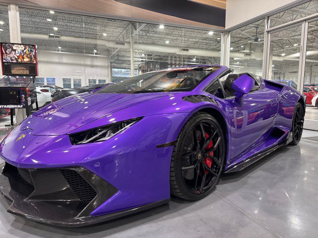 Used 2017 Lamborghini Huracan LP 610-4 AWD/4WD image 29