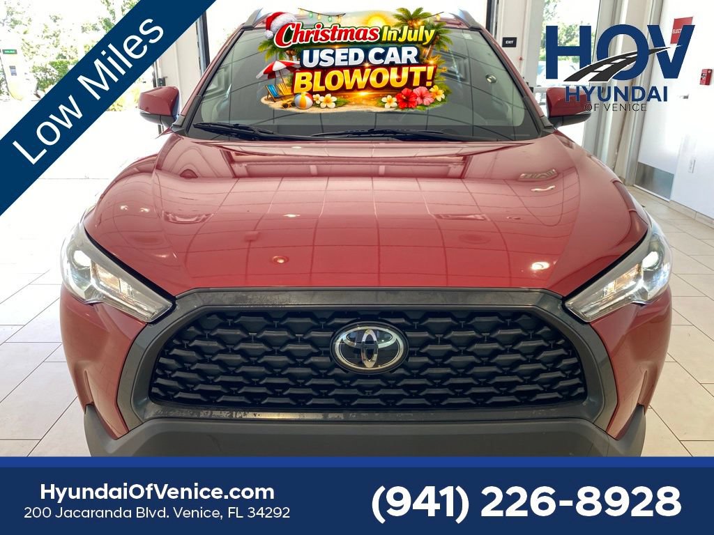 Used 2024 Toyota Corolla Cross LE w/ Moonroof Package FWD image 53