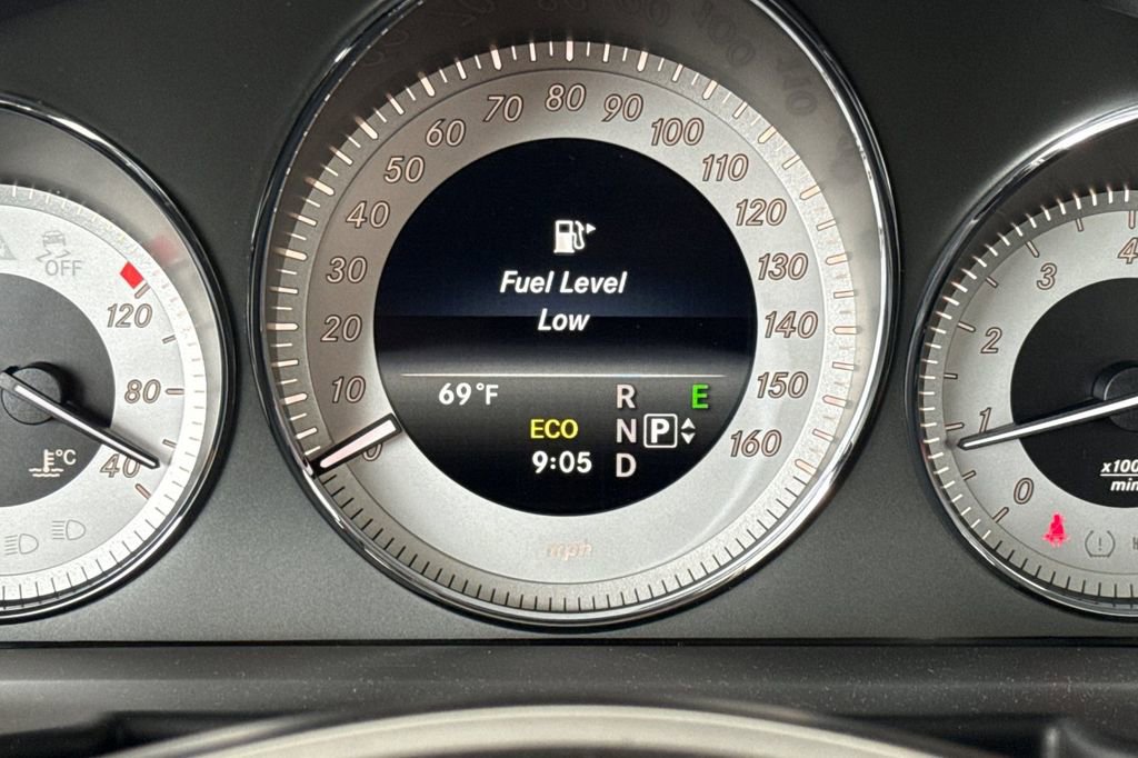 Used 2014 Mercedes-Benz GLK 350 4MATIC image 23