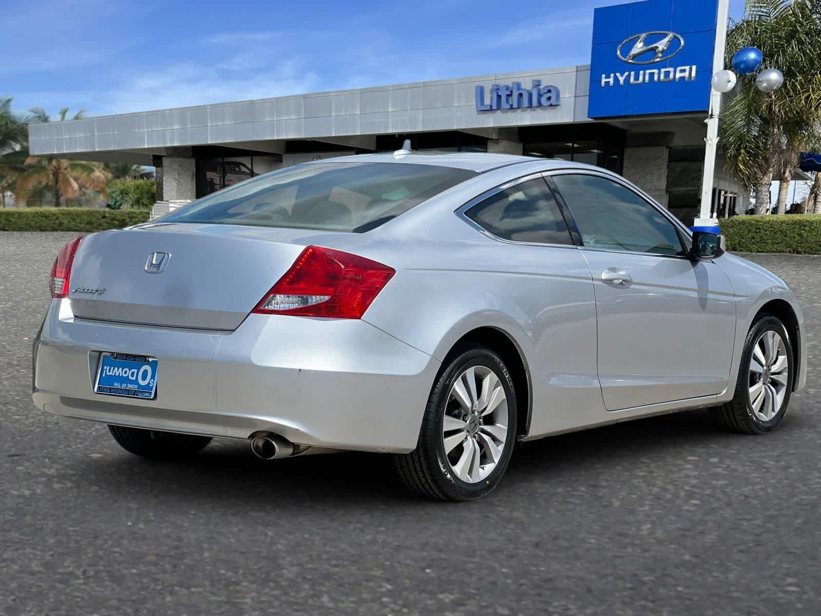 Used 2011 Honda Accord EX-L image 3