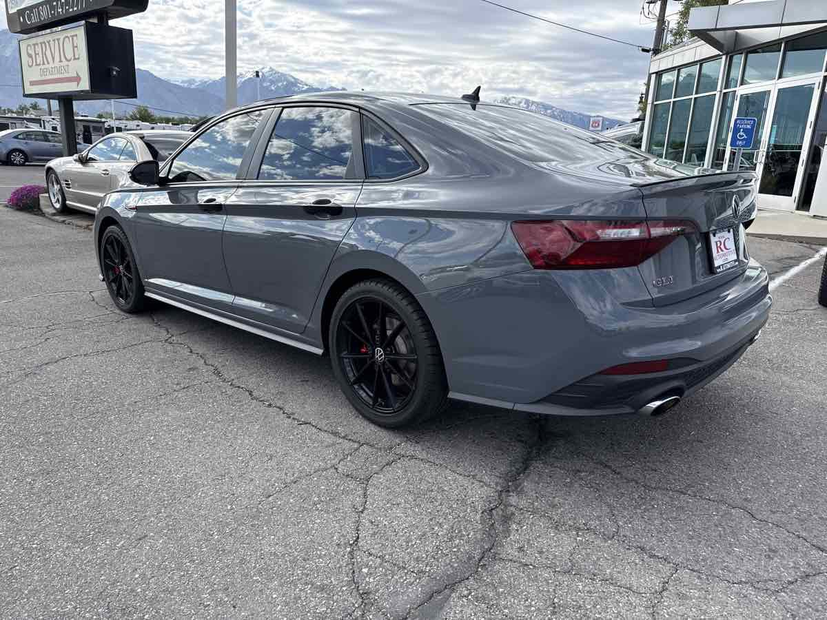 Used 2024 Volkswagen Jetta GLI 40th Anniversary Edition FWD image 8