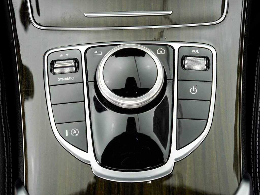 Used 2019 Mercedes-Benz C 300 4MATIC Sedan image 19