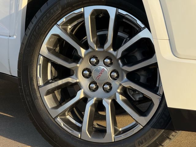 Used 2023 GMC Acadia Denali image 10