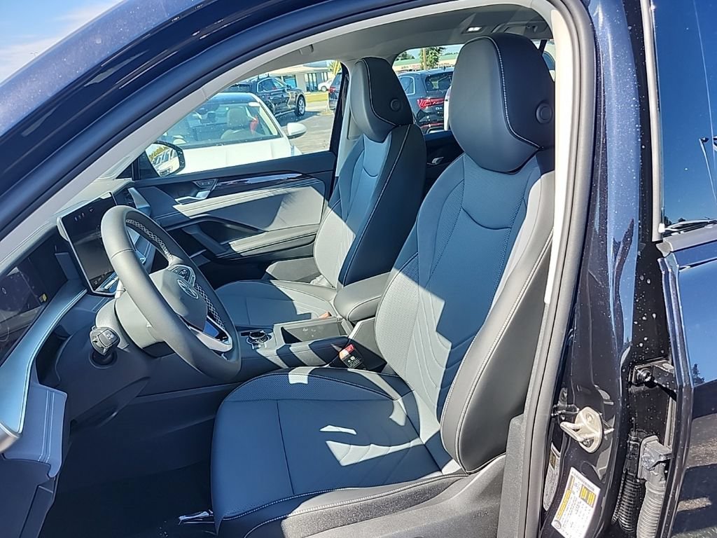 New 2026 Volkswagen Tiguan SE AWD/4WD image 7
