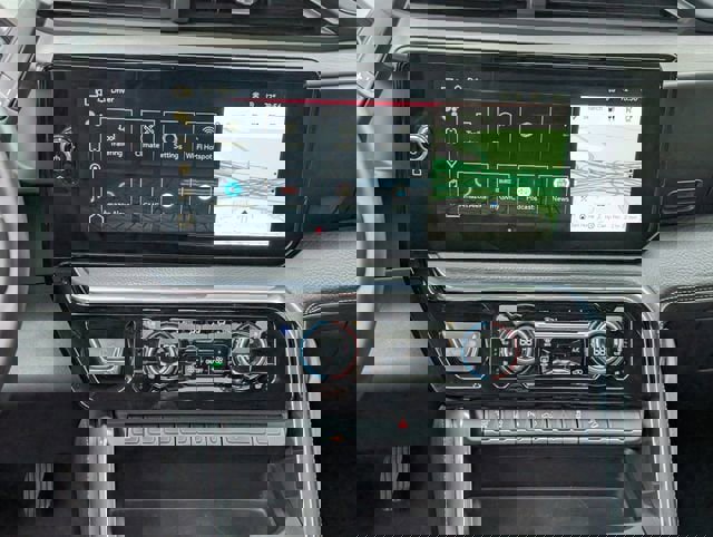 Used 2024 GMC Sierra 2500 Denali w/ Denali Reserve Package image 12