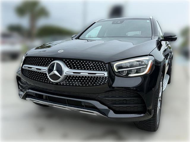Used 2022 Mercedes-Benz GLC 300 image 3