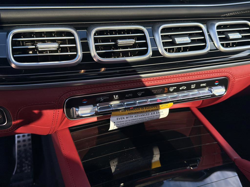 New 2026 Mercedes-Benz GLS 580 4MATIC image 17