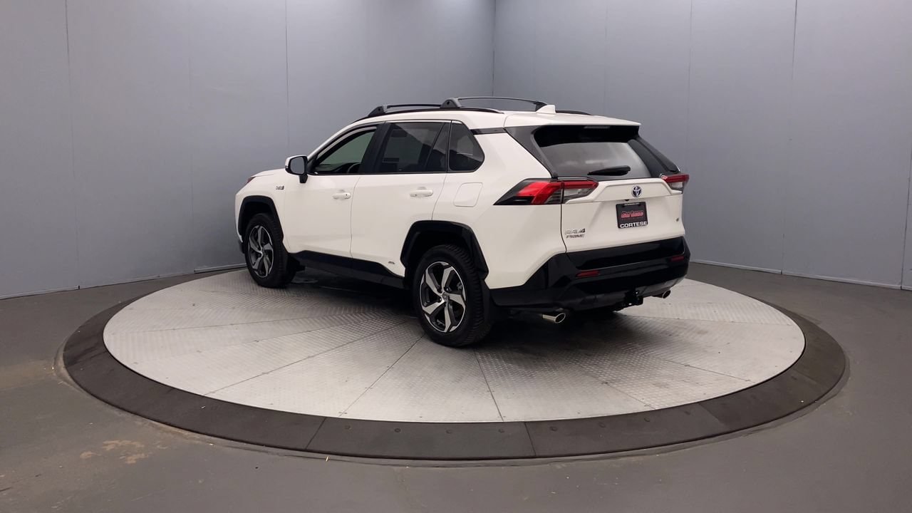 Used 2023 Toyota RAV4 SE w/ Weather & Moonroof Package AWD/4WD image 3