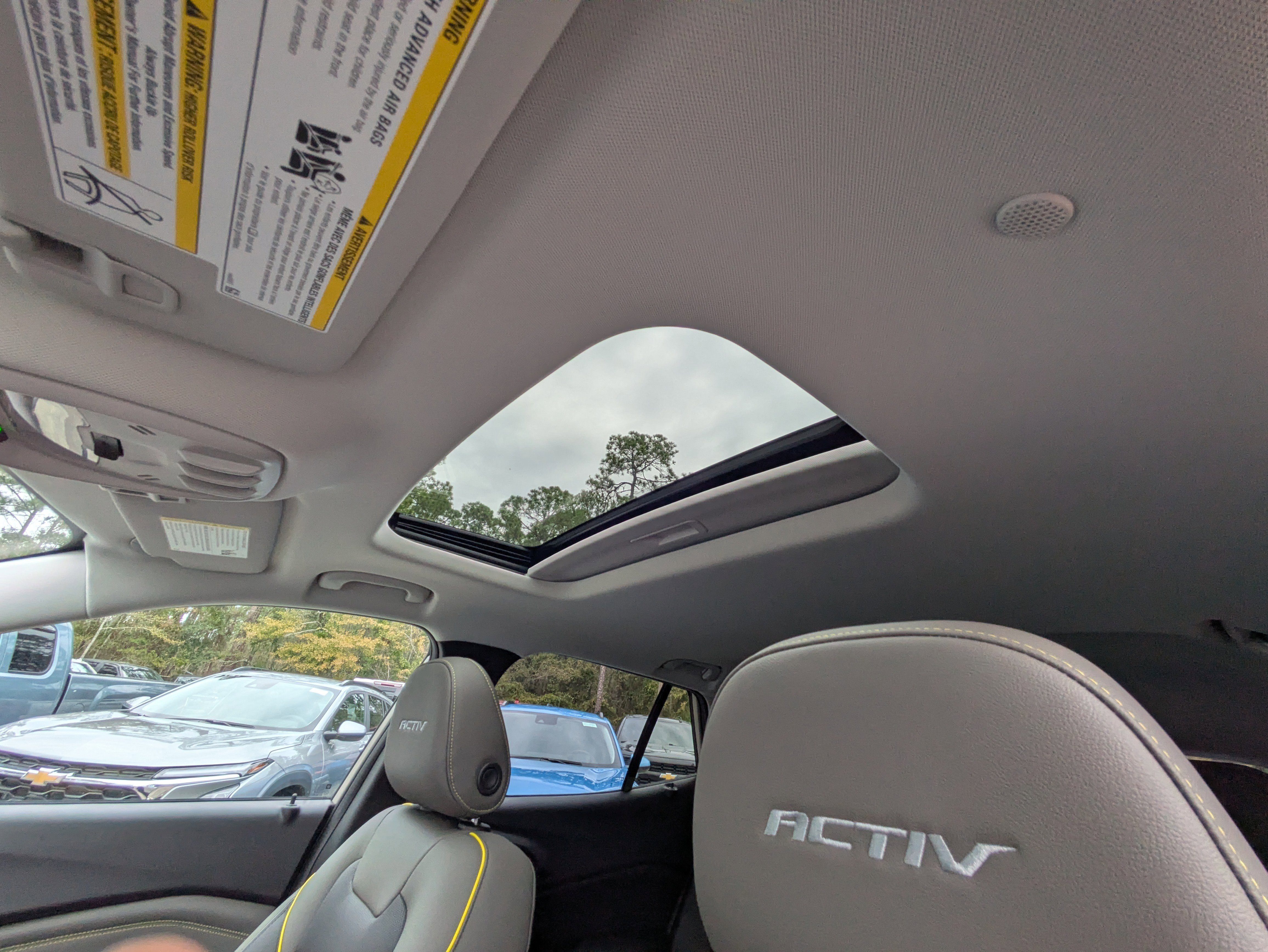 New 2026 Chevrolet Trax ACTIV w/ Sunroof Package image 13