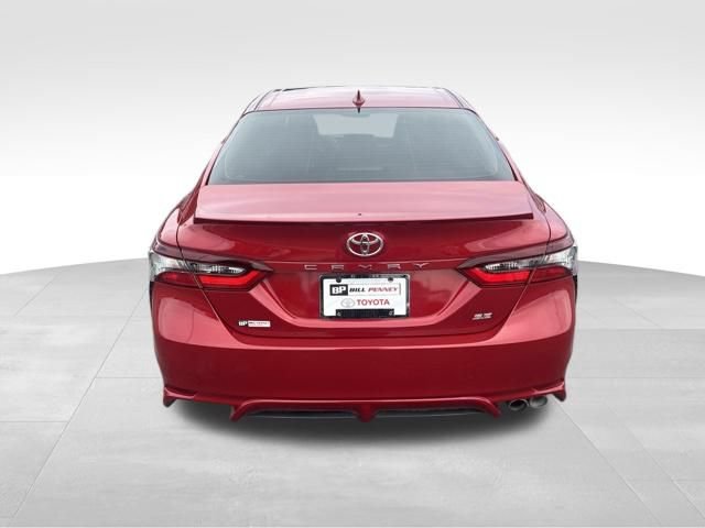 Used 2024 Toyota Camry SE w/ Convenience Package FWD image 4
