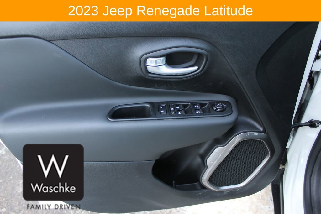 Used 2023 Jeep Renegade Latitude image 15