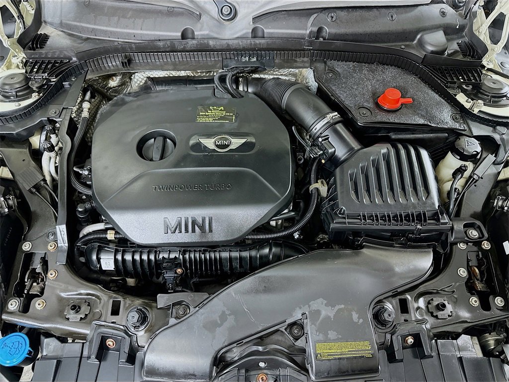Used 2015 MINI Cooper S image 27