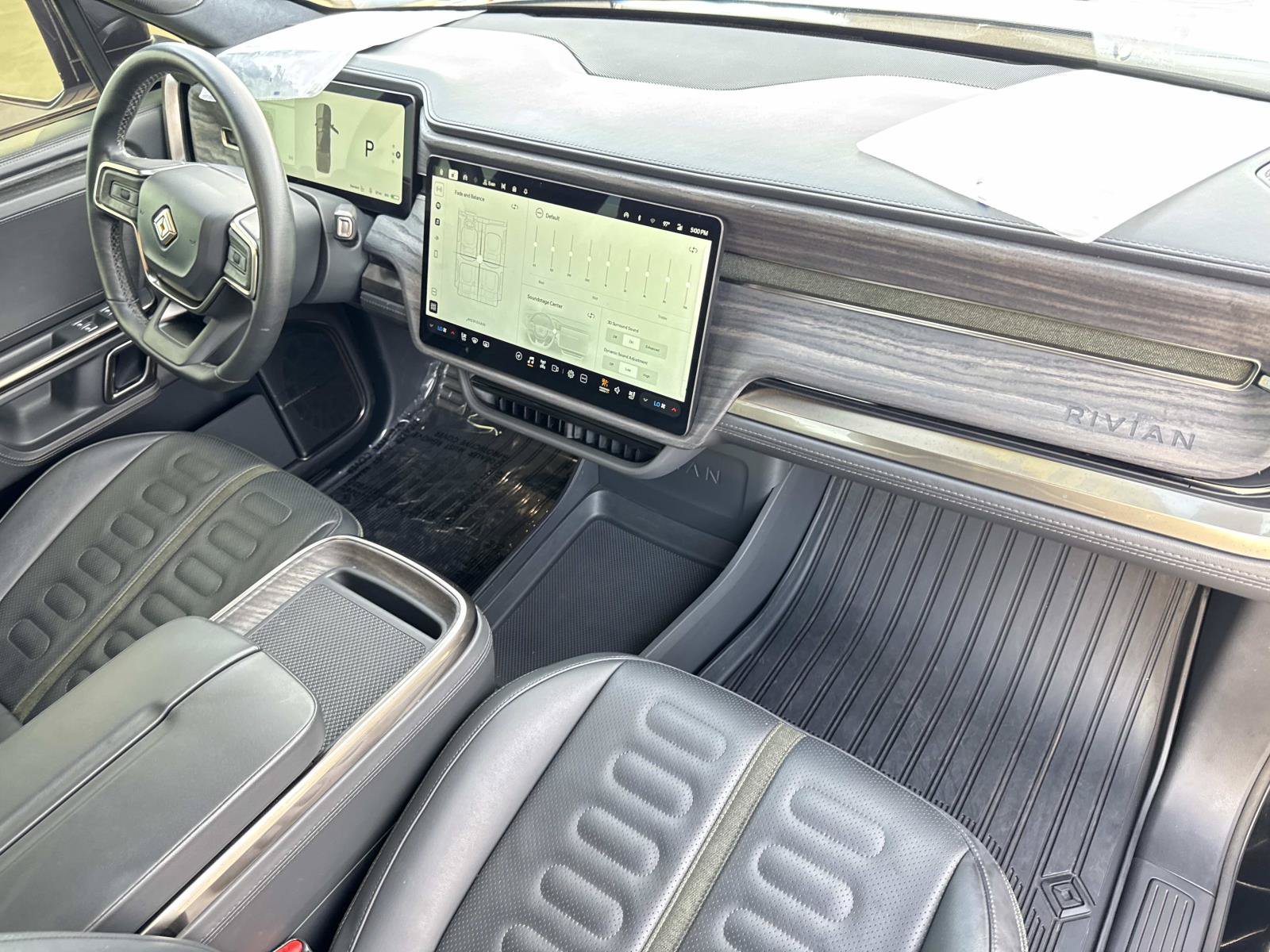 Used 2022 Rivian R1T Adventure AWD/4WD image 32