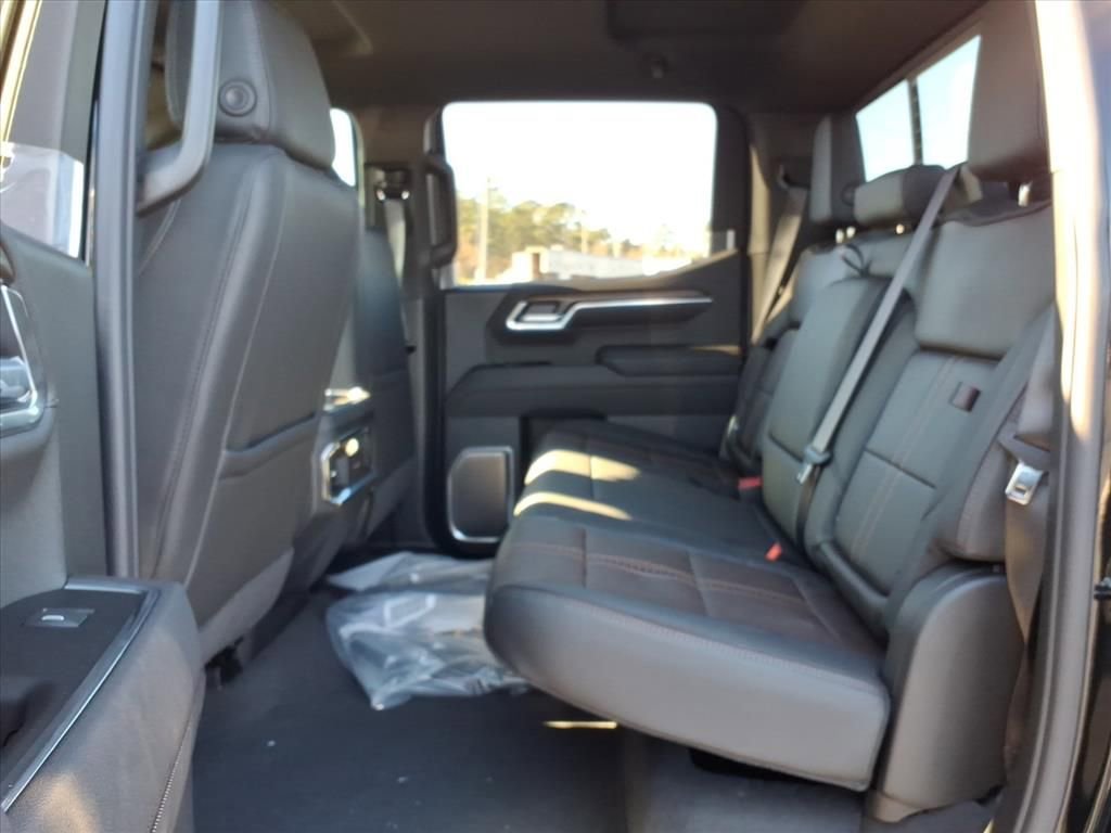 New 2026 Chevrolet Silverado 1500 High Country w/ Midnight Edition image 14
