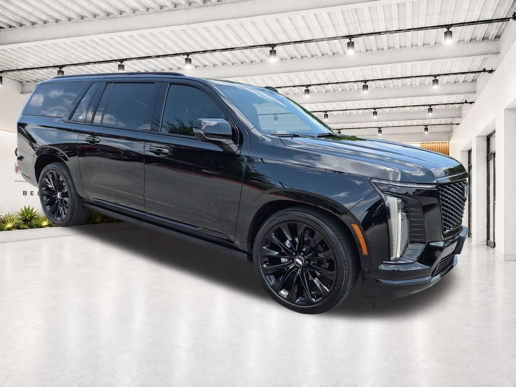 Used 2025 Cadillac Escalade ESV Sport Platinum w/ LPO, ONYX Package AWD/4WD image 1
