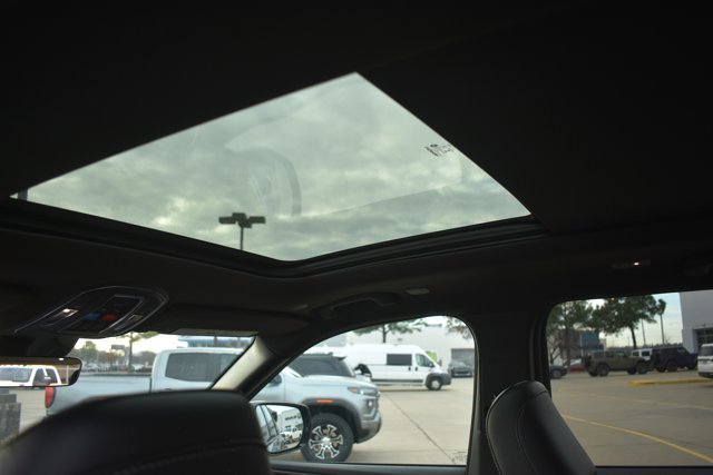 New 2026 Jeep Grand Cherokee Limited w/ Limited Altitude Package image 18