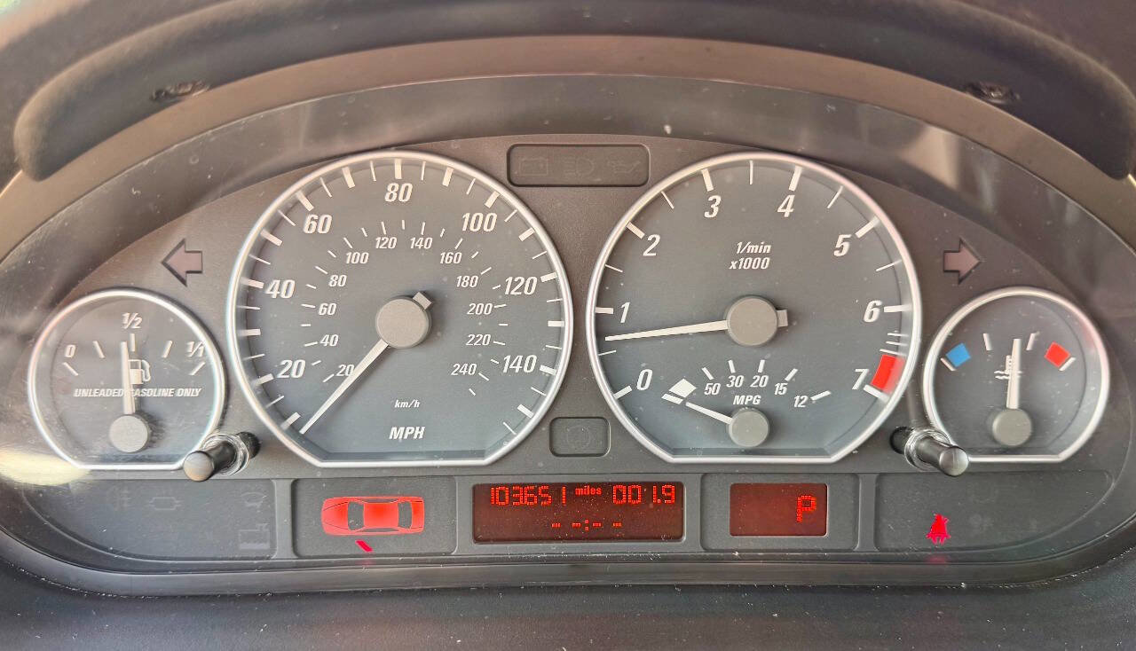 Used 2005 BMW 330Ci Convertible image 15