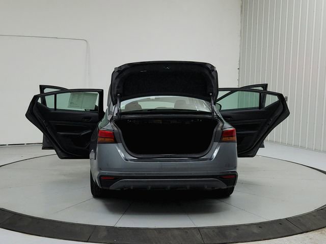 Used 2025 Nissan Altima 2.5 SV image 14