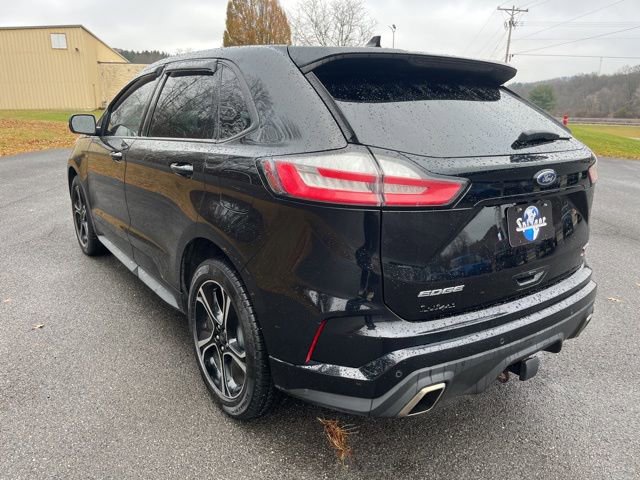 Used 2019 Ford Edge ST w/ Cold Weather Package image 8
