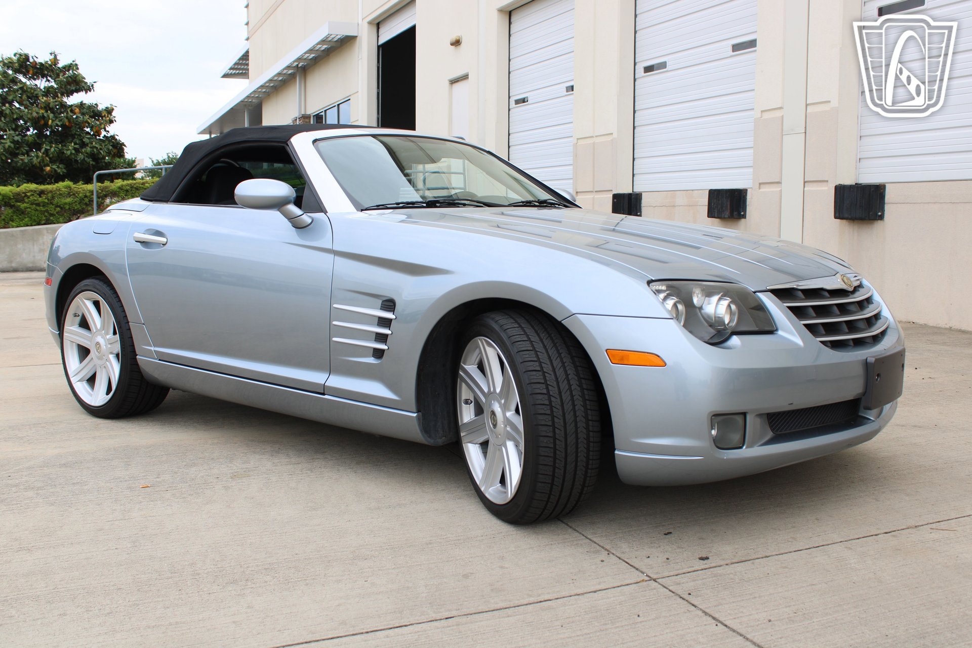 Used 2008 Chrysler Crossfire Limited image 30