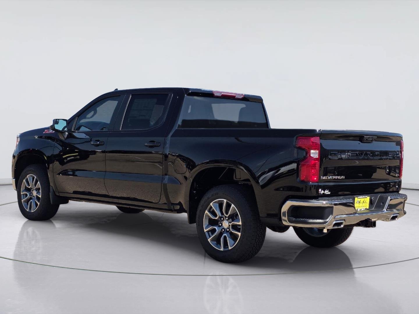 New 2026 Chevrolet Silverado 1500 LT w/ Z71 Off-Road Package AWD/4WD image 7