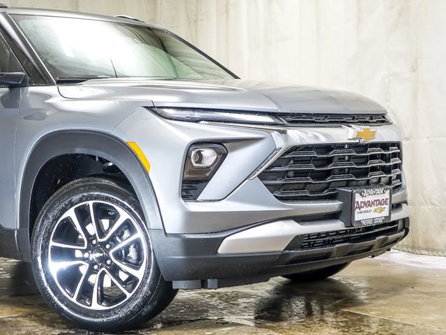 New 2026 Chevrolet TrailBlazer LT w/ LT Cold Weather Package AWD/4WD image 3