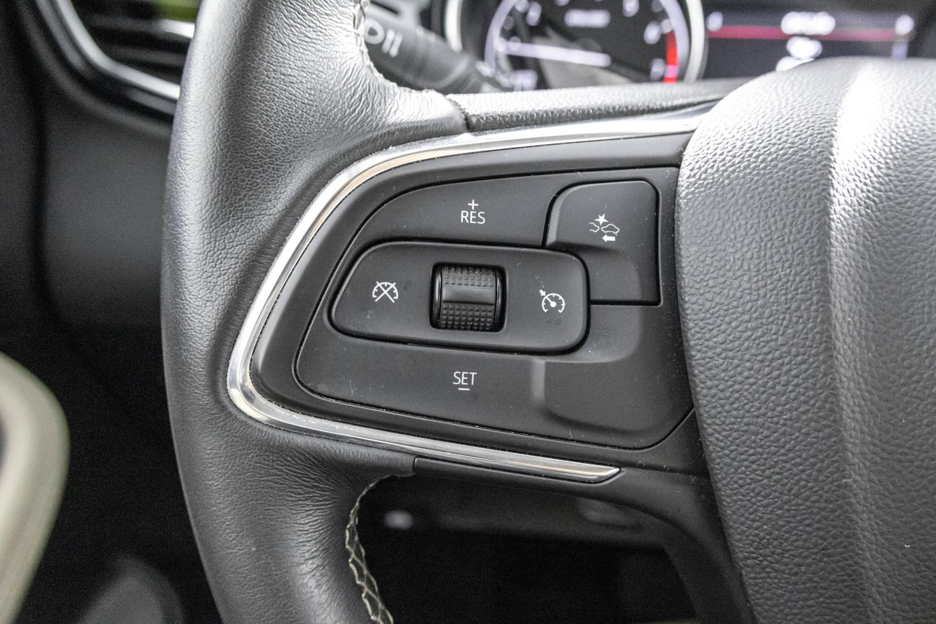 Used 2023 Buick Encore GX Select FWD image 20