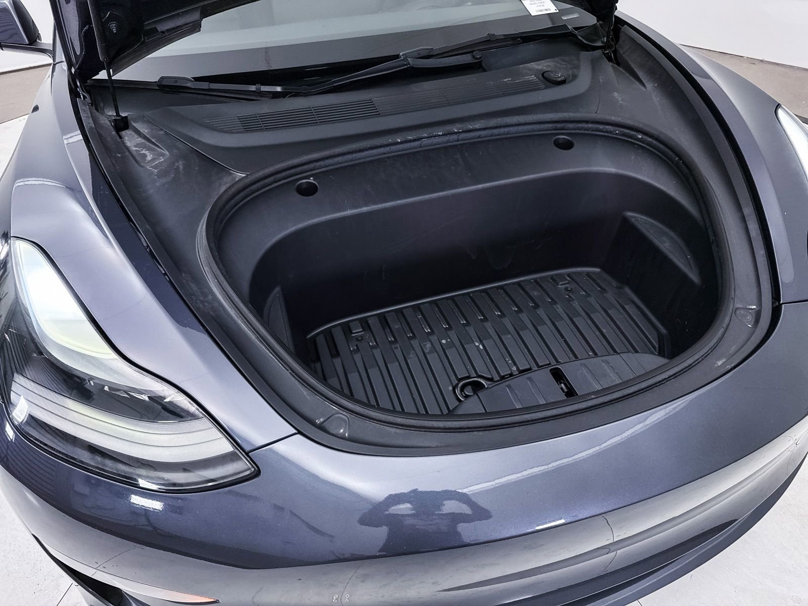 Used 2023 Tesla Model 3 Standard Range RWD image 11