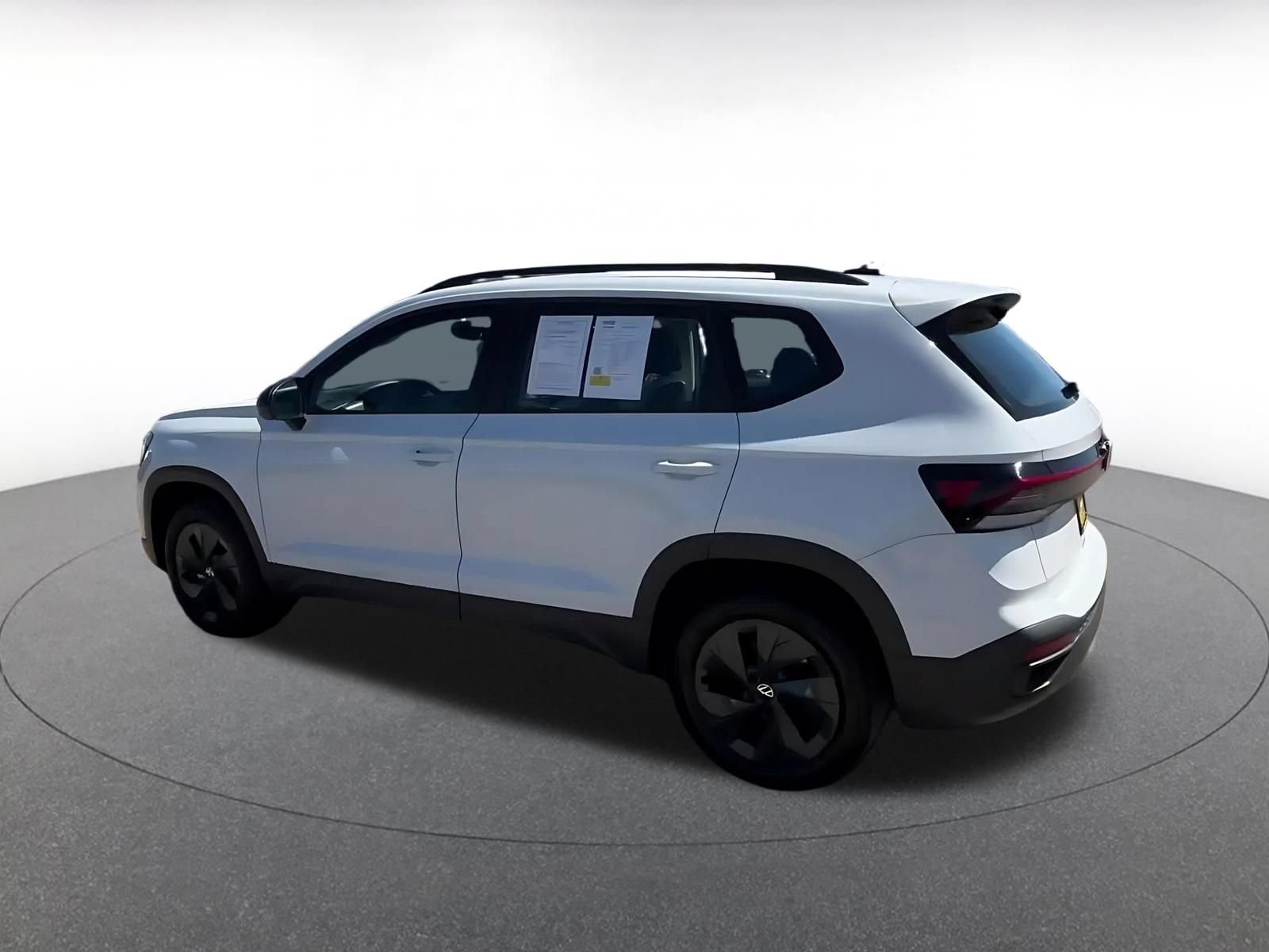 Used 2026 Volkswagen Taos S FWD image 11