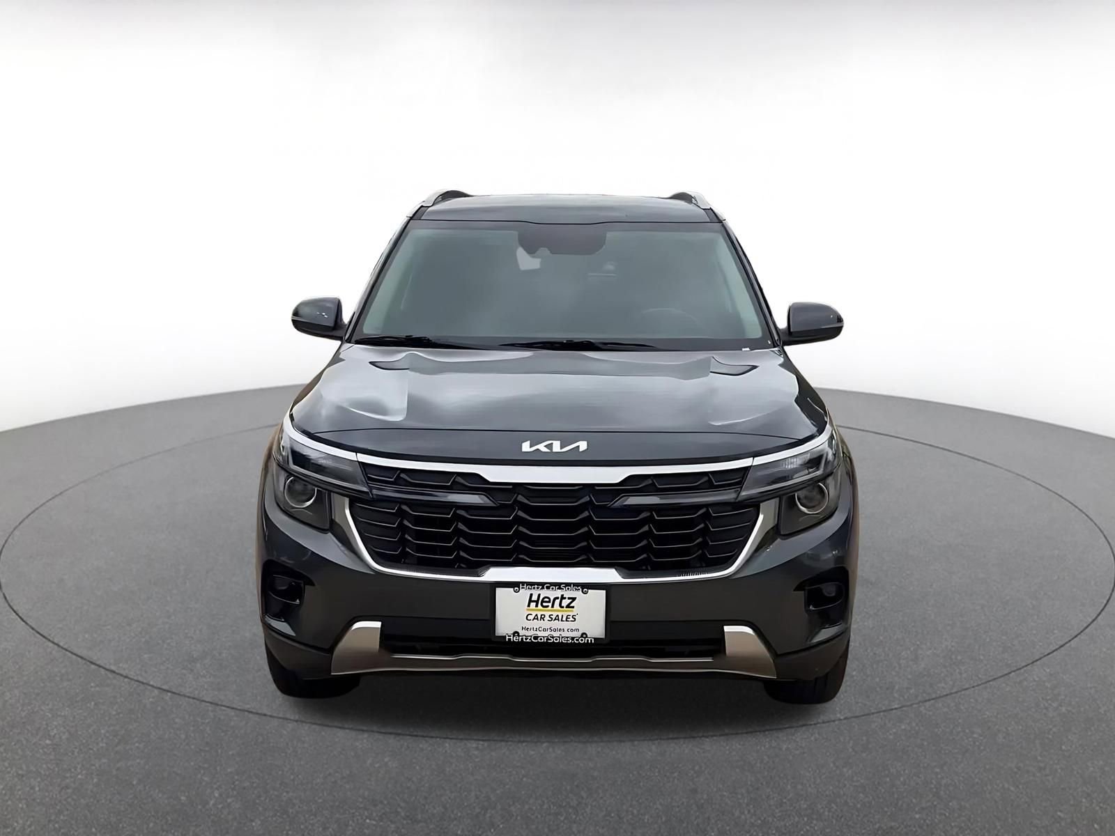 Used 2025 Kia Seltos S image 3