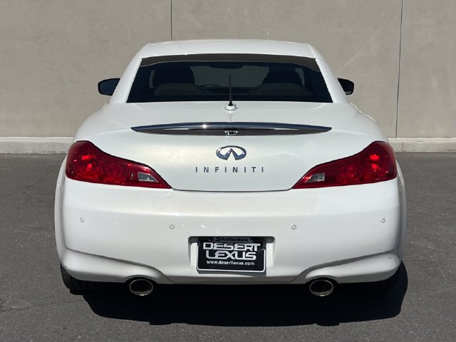 Used 2014 INFINITI Q60 Convertible w/ Premium Package RWD image 8