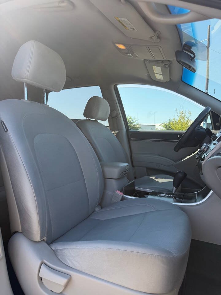Used 2012 Hyundai Veracruz GLS FWD image 22