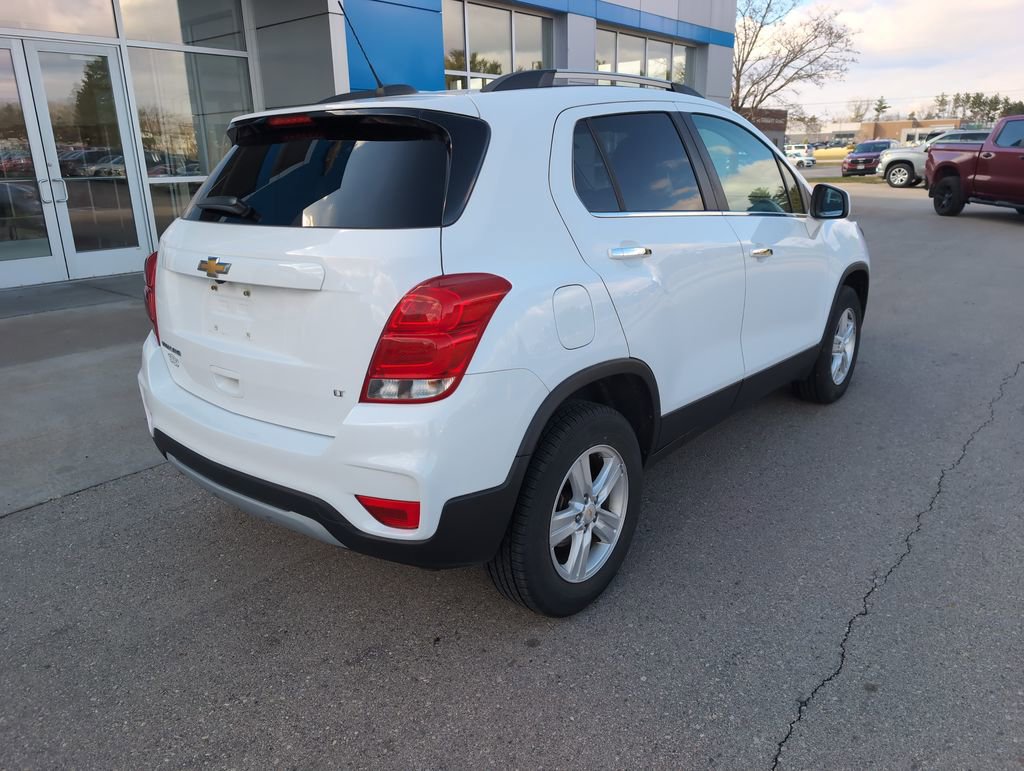 Used 2020 Chevrolet Trax LT w/ LT Convenience Package AWD/4WD image 8