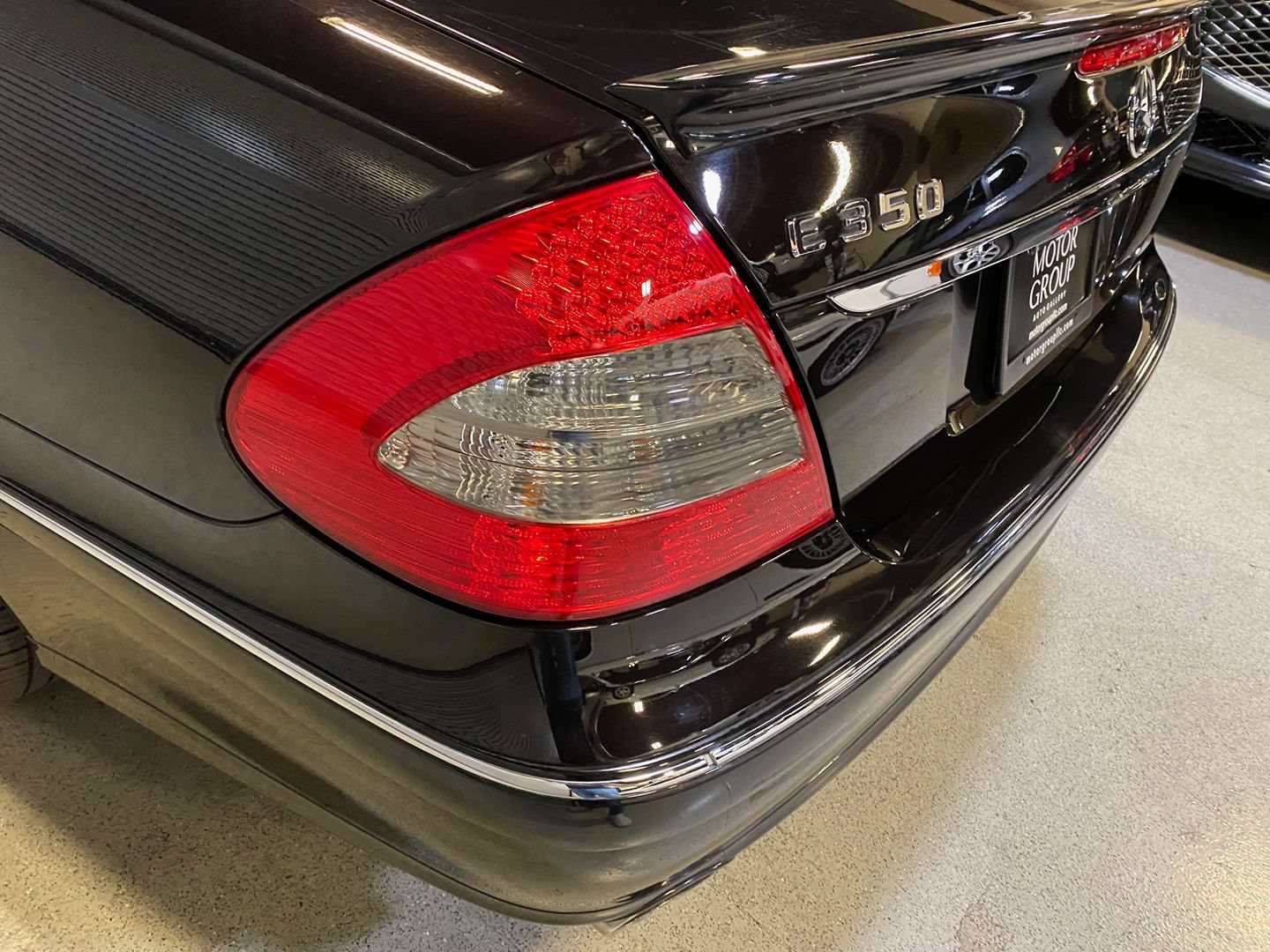 Used 2008 Mercedes-Benz E 350 Sedan image 29
