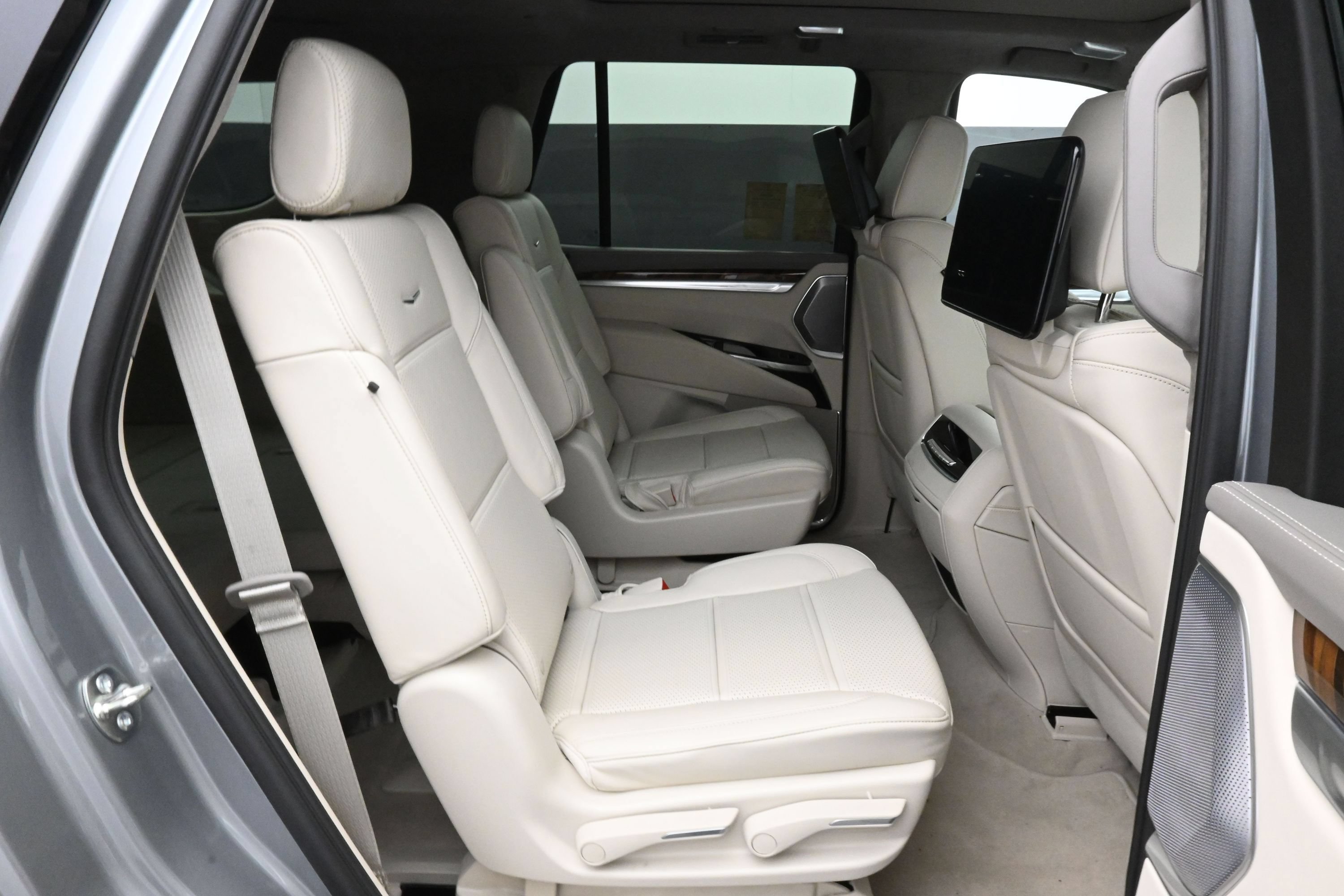 New 2026 Cadillac Escalade Platinum Sport AWD/4WD image 12