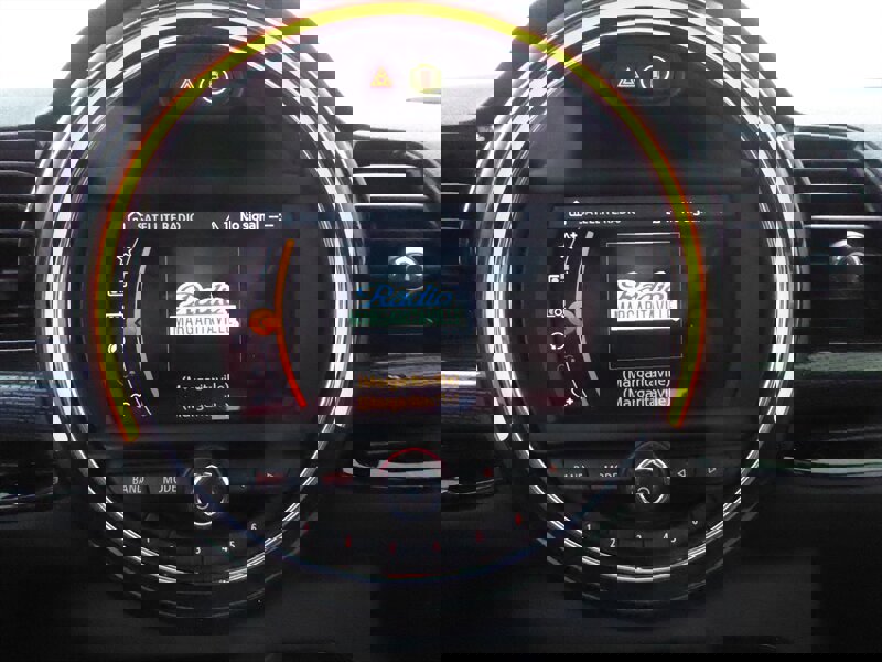 Used 2019 MINI Cooper Clubman ALL4 w/ Premium Package image 13