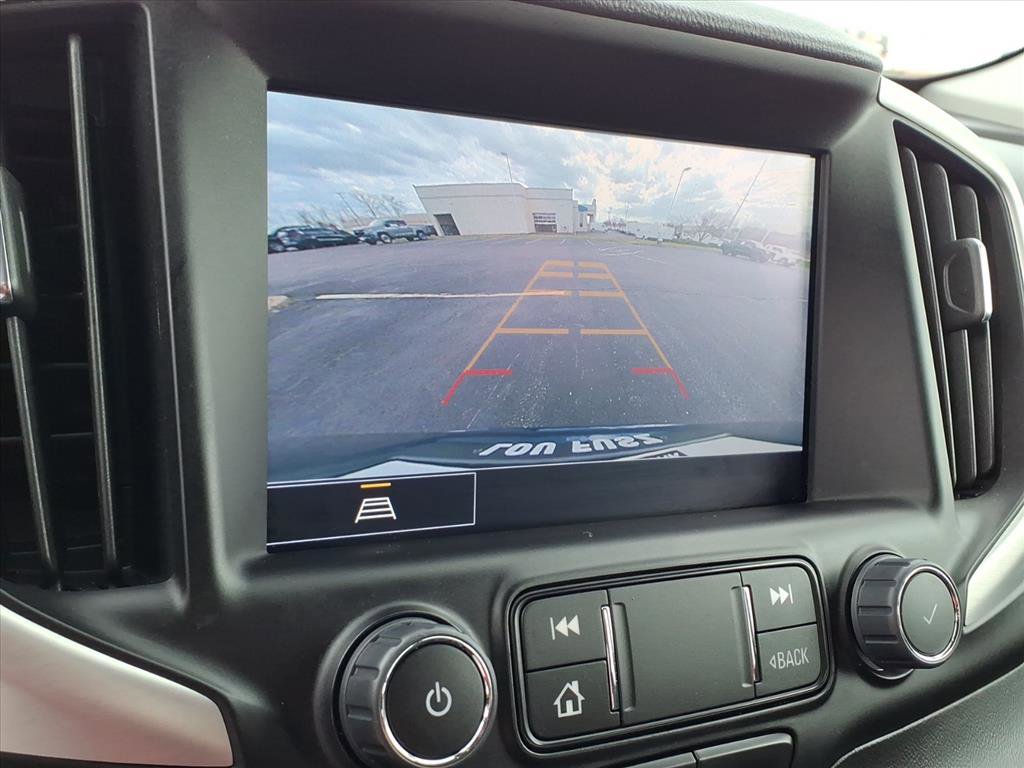 Used 2022 GMC Terrain SLT image 13