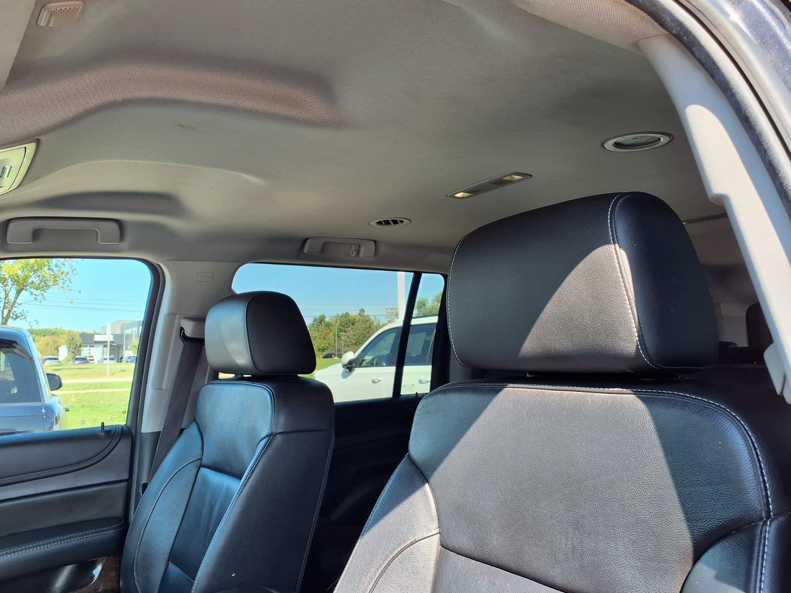 Used 2016 Chevrolet Suburban LT w/ Luxury Package AWD/4WD image 20