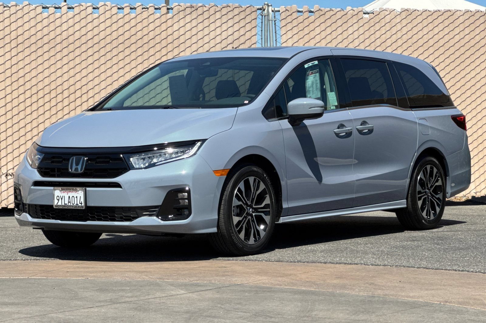 Used 2026 Honda Odyssey Elite image 8