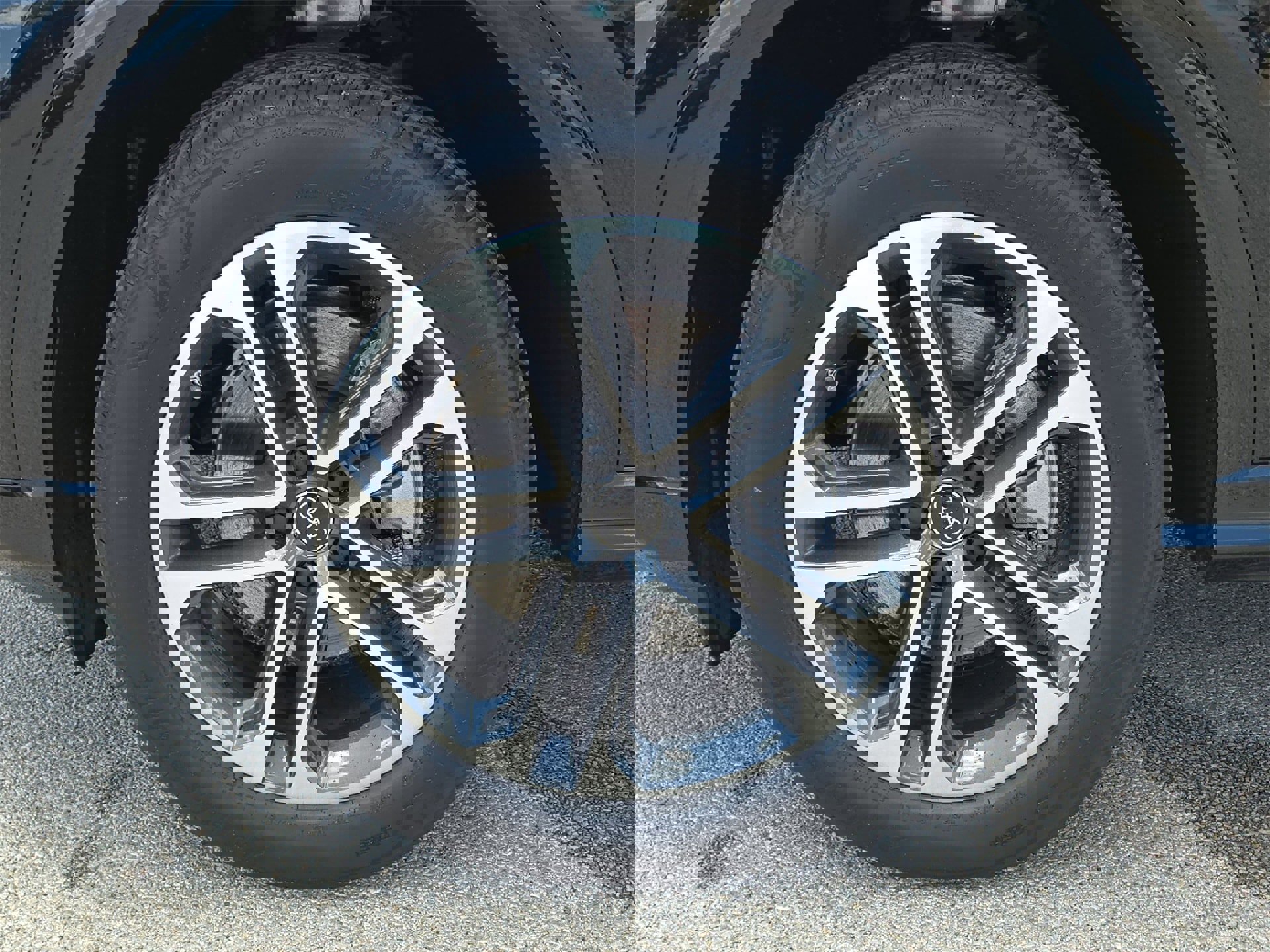 New 2025 Audi Q5 Premium image 11