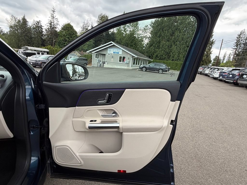 Used 2022 Mercedes-Benz GLA 250 4MATIC image 30