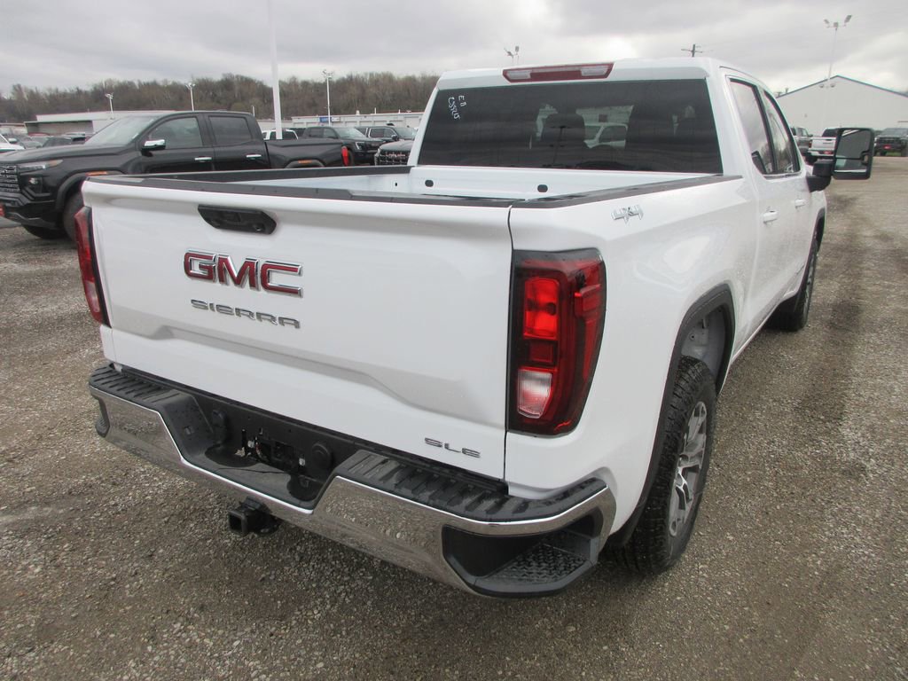 New 2026 GMC Sierra 1500 SLE image 5